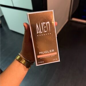 Mugler Alien Goddess Bronze Box Perfume Spray